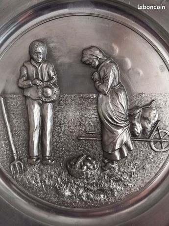 Assiette En étain Avec Suspension - Diamètre 23 Cm (occasion)