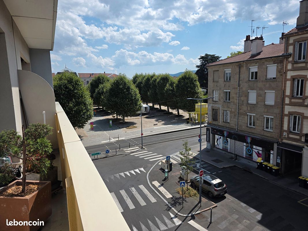 Appartement 2 pièces 60 m² · à Saint-Étienne · 60 m² · 670 €