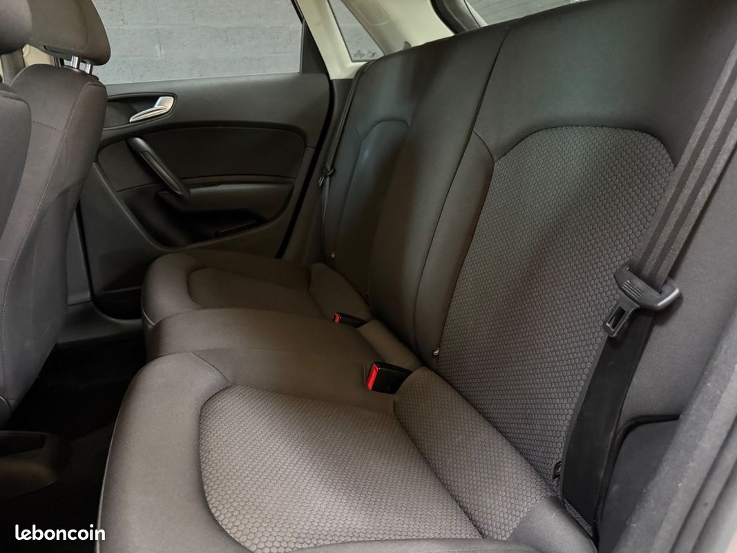 Audi A1 Sportback Ambition - 5 portes - 1.4 TDI 90 ch - Distribution ok (image 14)