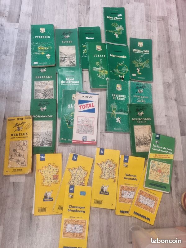 Lot De 23 Cartes Routières Michelin Des Années 80/90 – Bon état – Idéal Collection Ou Déco