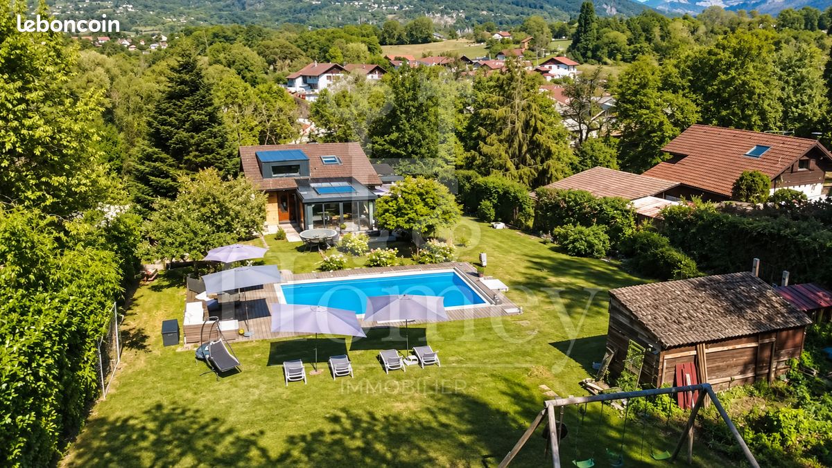 Maison 5 pièces 130 m² · à Fillinges · 130 m² · 639 000 €