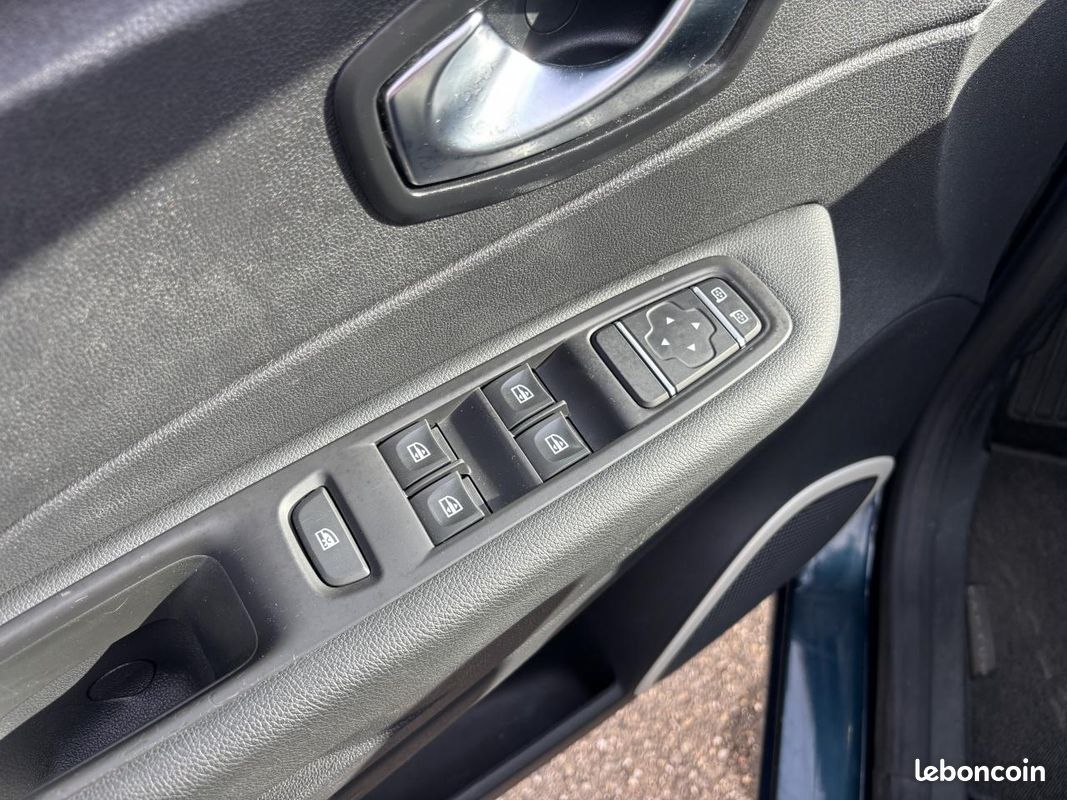 RENAULT CAPTUR 0.9 Energy TCe 90 ch Business (image 15)