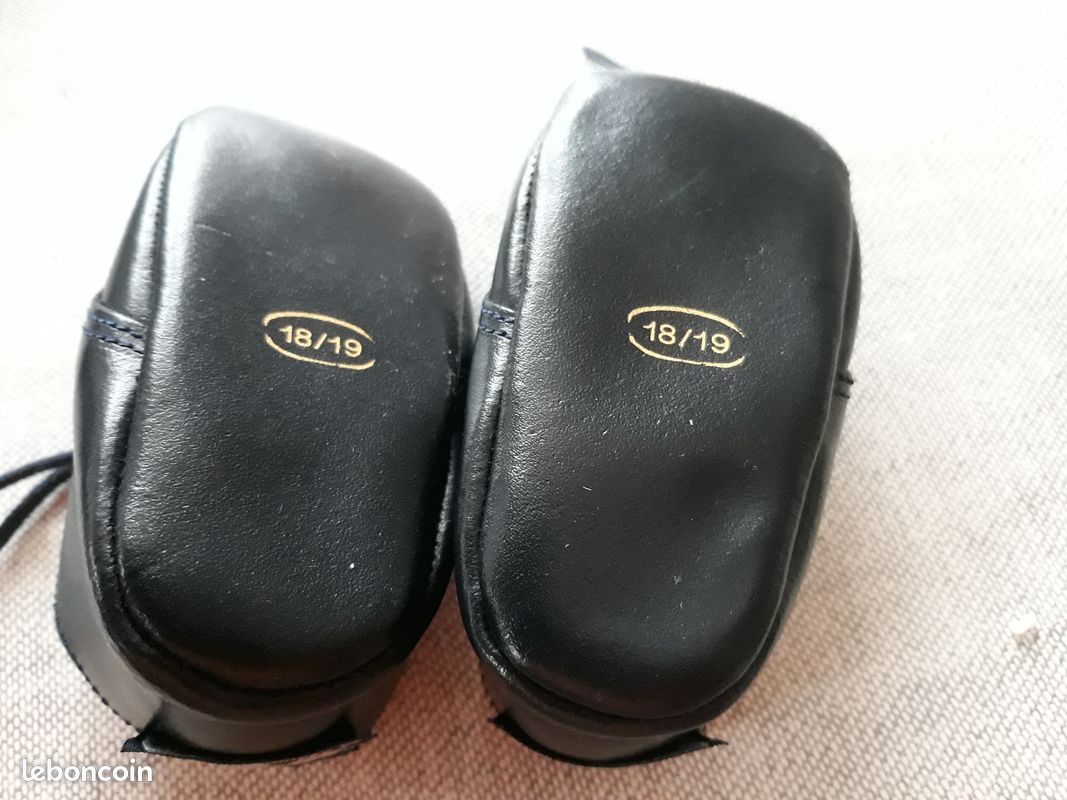 Chaussures bébé cuir noires (image 3)