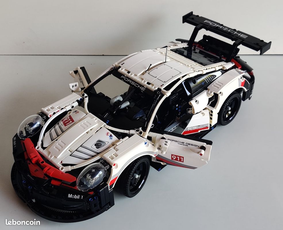 42096 LEGO Technic - Porsche 911 RSR (image 11)