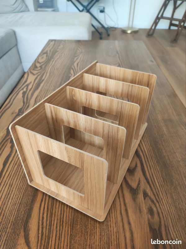 Organiseur / présentoir – Rangement avec séparateurs (image 1)