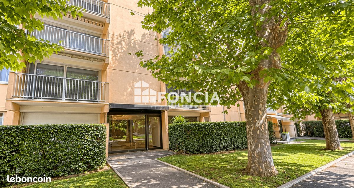Immeuble 4 pièces 86 m² · à Nîmes · 86 m² · 200 000 €