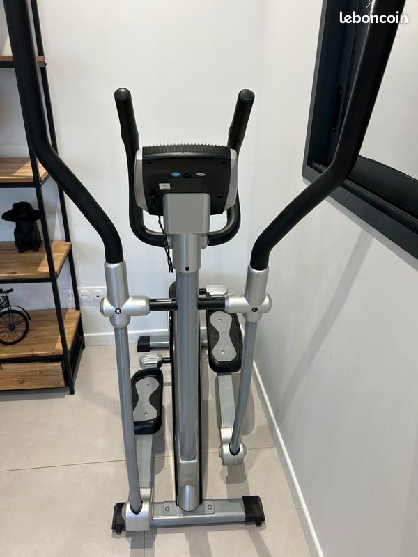 Vélo elliptique (image 1)