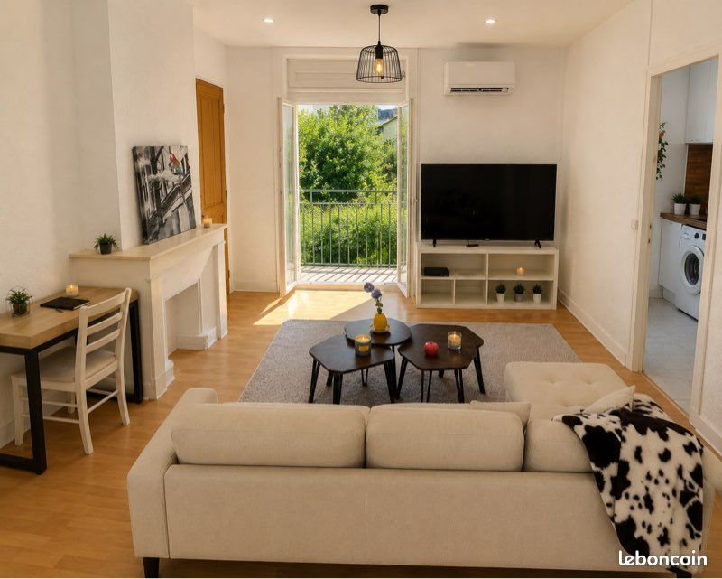 Appartement 2 pièces 43 m² · à Saint-Étienne · 43 m² · 600 €