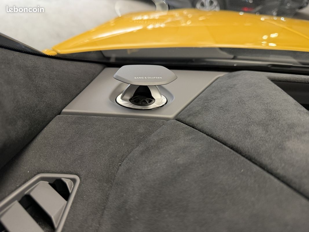 Lamborghini URUS PERFORMANTE 4.0 V8 666CV BITURBO / TOIT OUVRANT / ORIGINE FRANCE (LAURENT AUTO) (image 24)