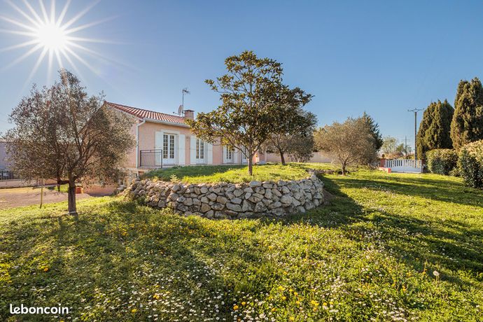 Villa 8 pièces 223 m²