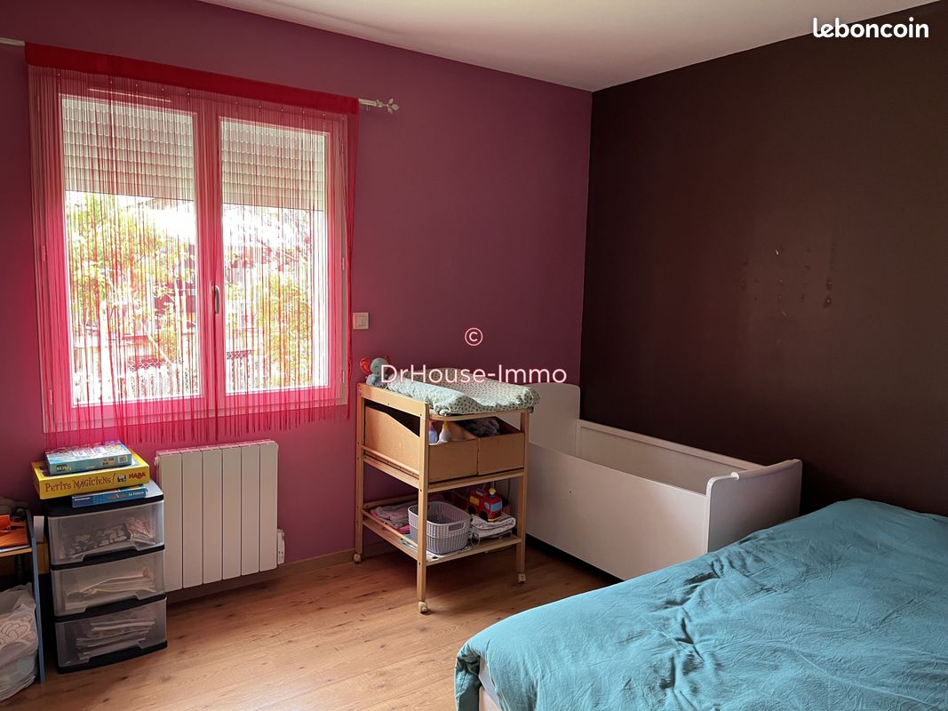 Propriété 5 pièces 114 m² - Saint-Martin-la-Pallu 86170 (image principale 5)