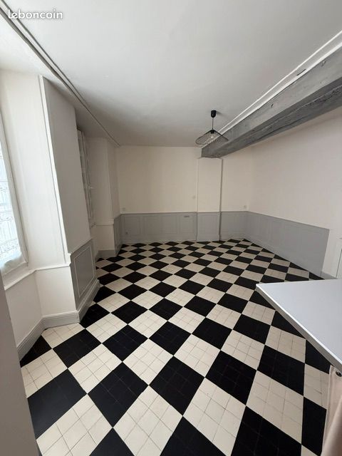 Appartement 1 pièce 25 m² · à Gien · 25 m² · 389 €/mois
