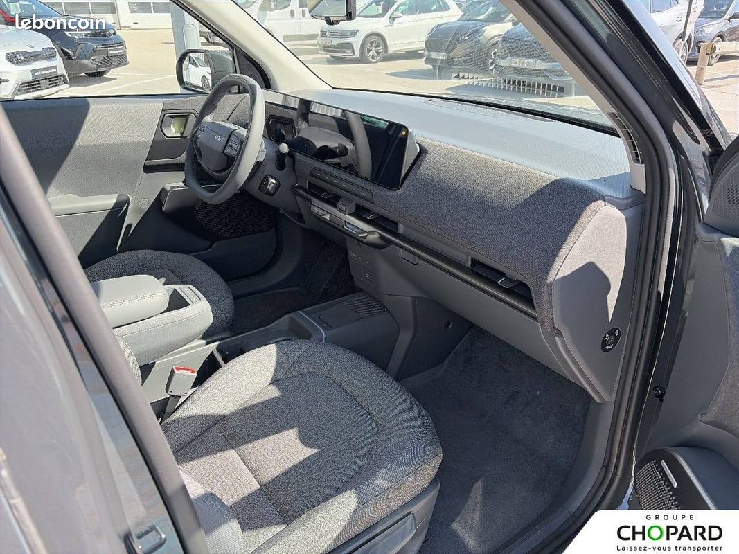 KIA EV2 107,8 kW (147 ch) Autonomie Standard 42.2 kWh Earth (image 13)