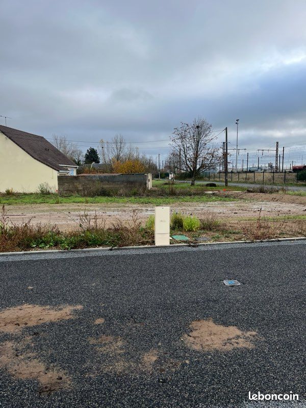 Terrain constructible 434m² · à Saint-Pierre-des-Corps · 85 000 €