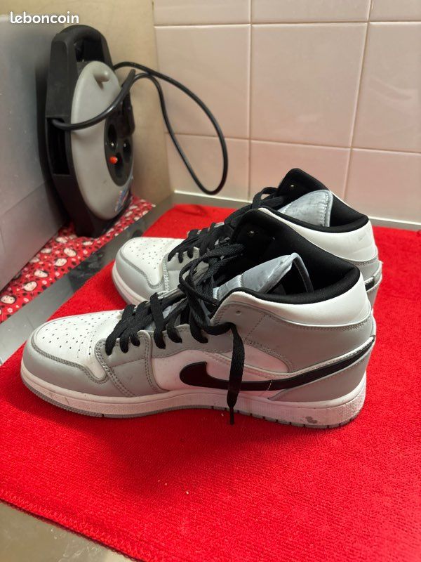 Air Jordan (image 2)