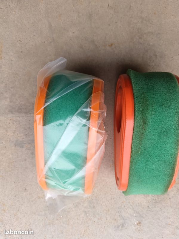 LOT DE 2 FILTRES SOVIÉTIQUES UV ET JAUNE-VERT 62 MM