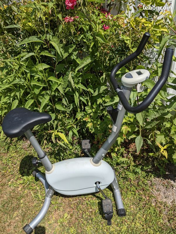 Vélo d'appartement (image 1)