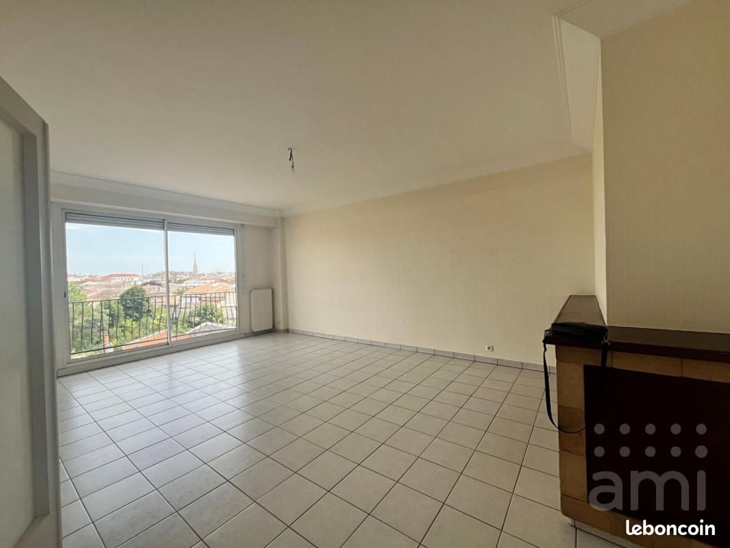 Appartement 4 pièces 112 m² · à Bordeaux · 112 m² · 1 290 €/mois