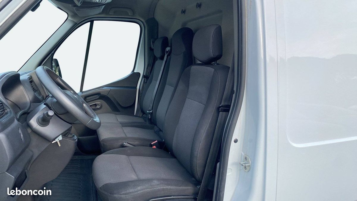 Renault master fgn trac f3500 l2h2 blue dci 135 (image 12)