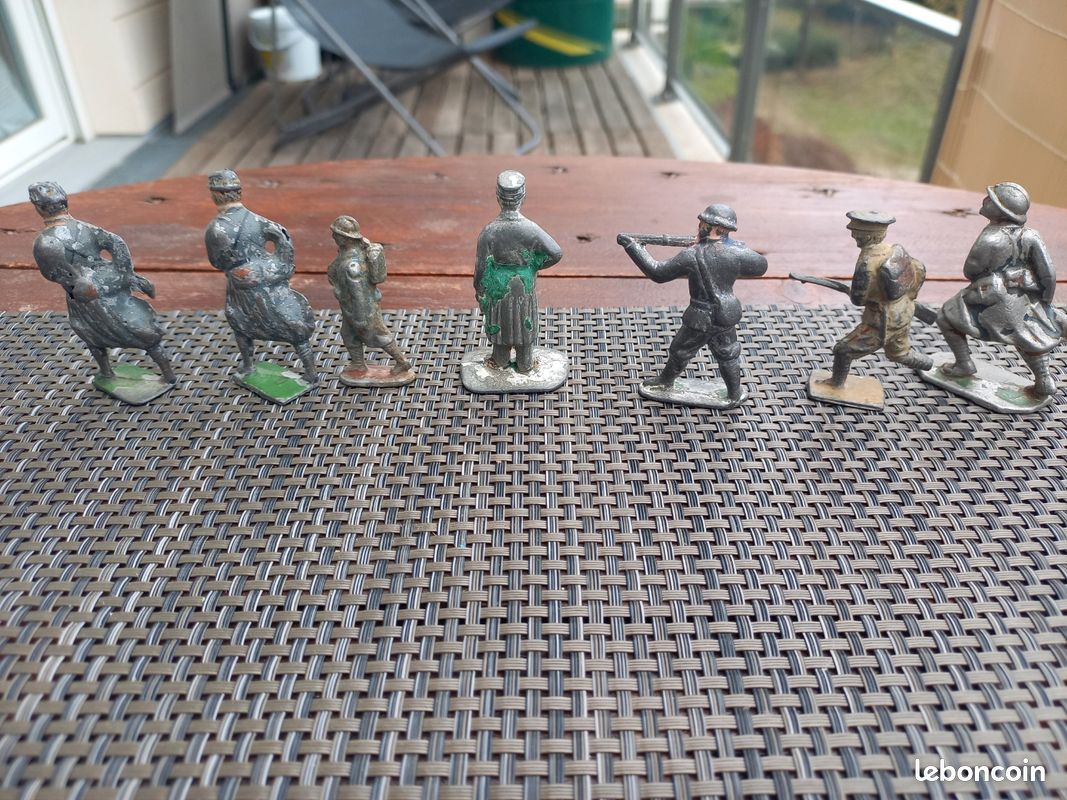Quiralu lot 7 soldats (image 2)