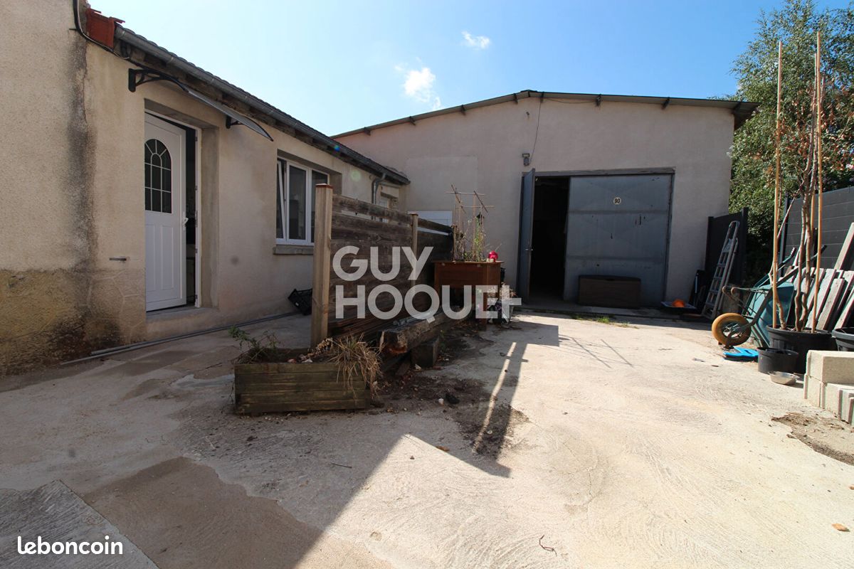 Maison 8 pièces 211 m² · à Ozouer-le-Voulgis · 211 m² · 495 000 €