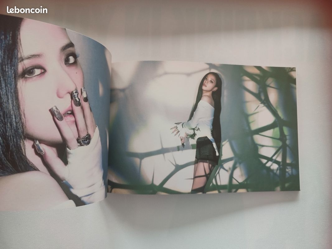 Coffret CD Jisoo (Black Pink) (image 4)