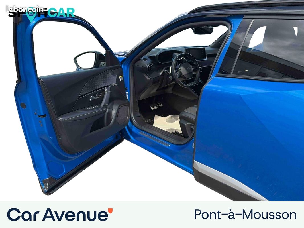 PEUGEOT 2008 PureTech 130 S&S EAT8 GT (image 27)