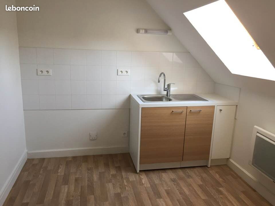 Appartement 1 pièce 32 m² · à Moulins · 32 m² · 450 €/mois