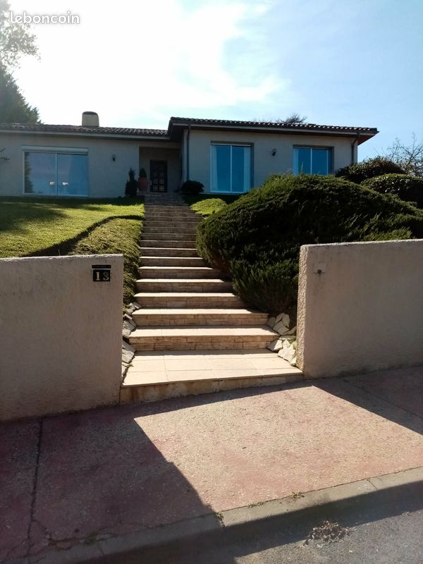 Maison 6 pièces 165 m² · à Carignan-de-Bordeaux · 165 m² · 700 000 €