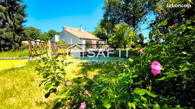 Propriété 7 pièces 143 m²