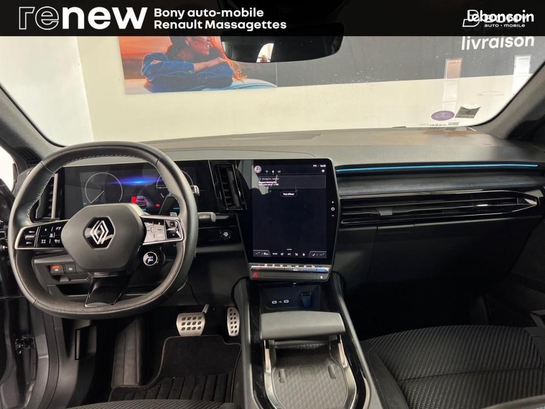 Renault Austral E-Tech hybrid 200 Iconic esprit Alpine (image 12)