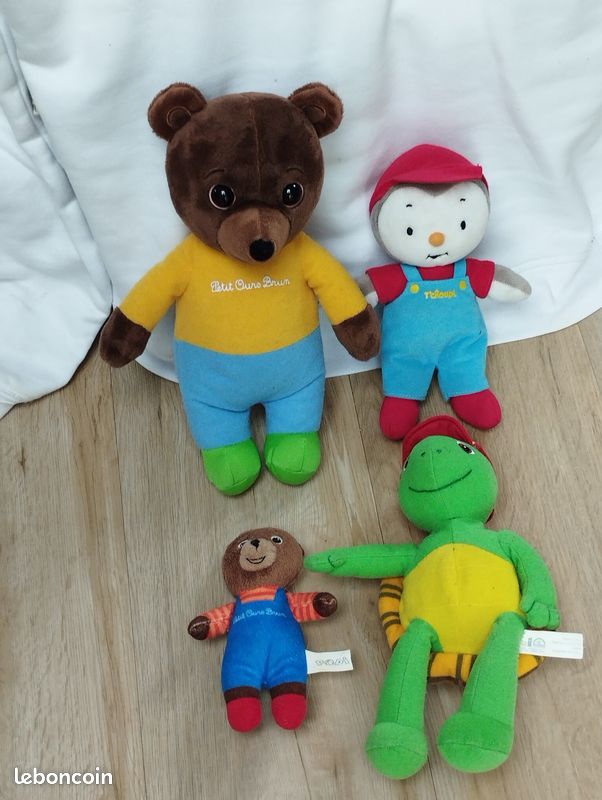 Personnages histoires enfants en peluches (image 1)