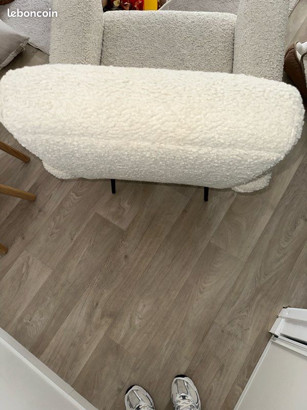 Fauteuil laine bouclée (image 1)