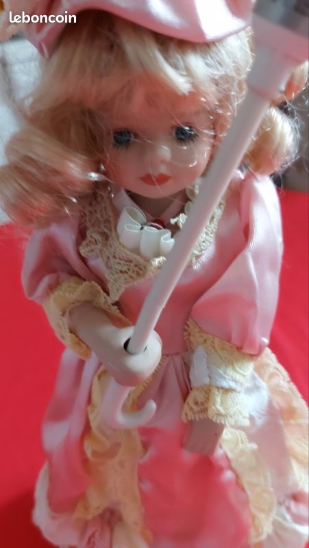Poupée de collection (image 7)