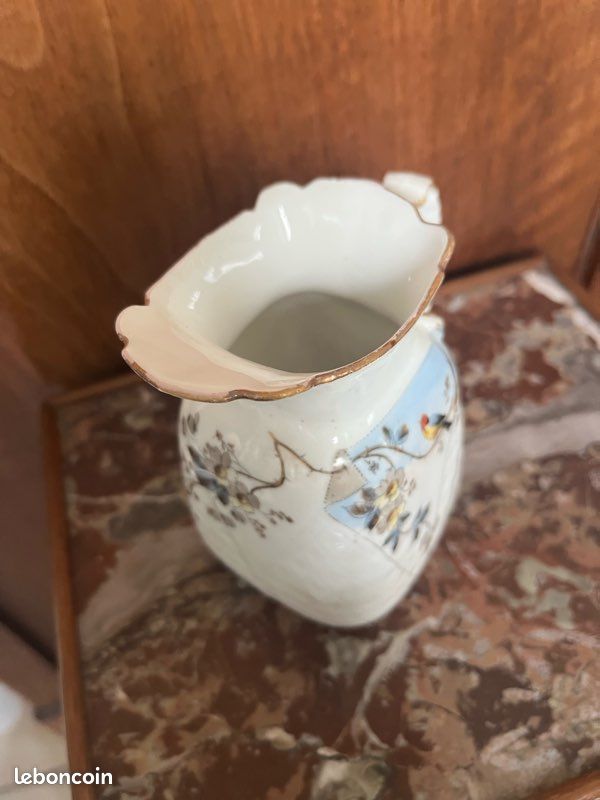 Pot à lait ancien porcelaine de Paris décor d’oiseaux et fleurs polychromes (image 8)