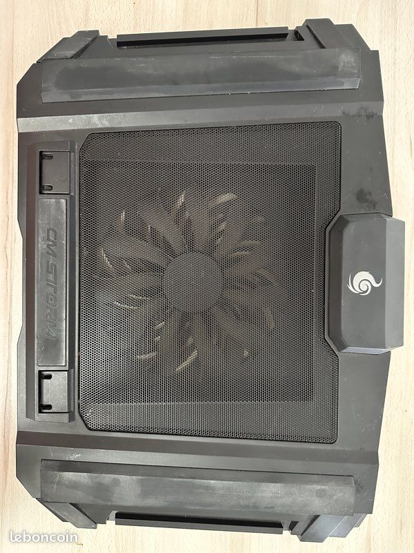 Support ventilé pc (image 1)