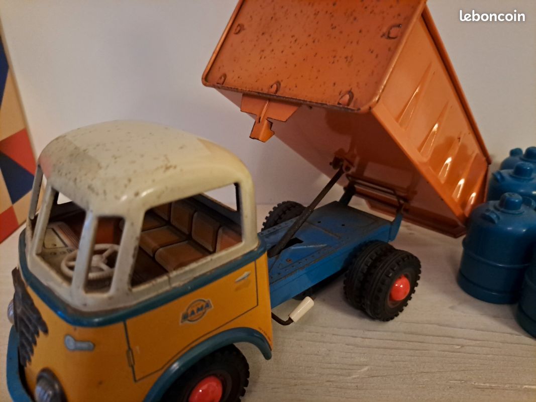 Camion benne Push'n'go - Tomy 1974