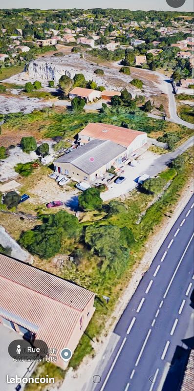 Maison 3 pièces 300 m² · à Caumont-sur-Durance · 300 m² · 460 000 €