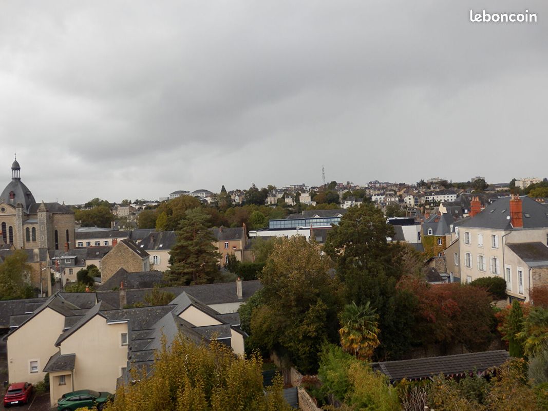 Appartement 3 pièces 79 m² · à Laval · 79 m² · 160 000 €
