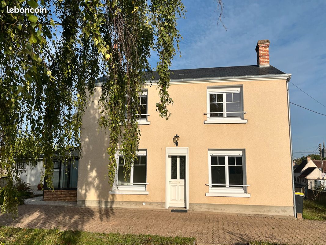 Maison 3 pièce(s) 84 m²à louer Romorantin-lanthenay