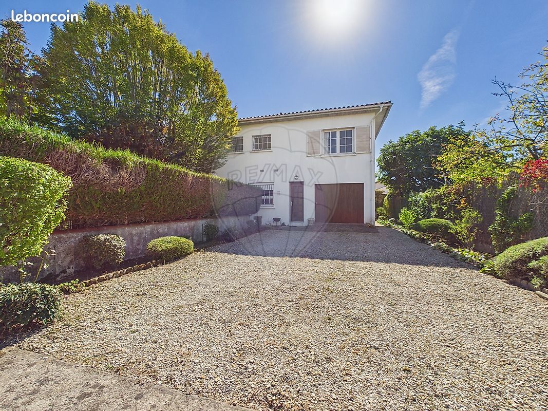 Maison 7 pièces 155 m² · à Royan · 155 m² · 275 000 €