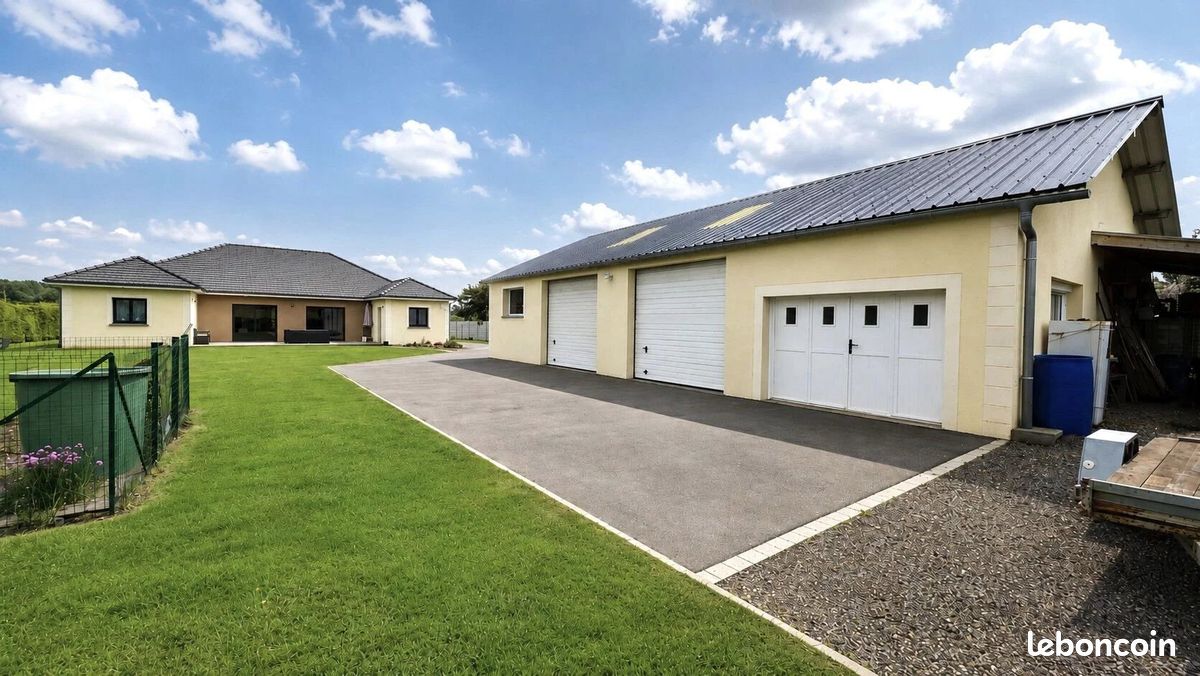 Maison 8 pièces 183 m² · à Dampierre-en-Bray · 183 m² · 368 000 €