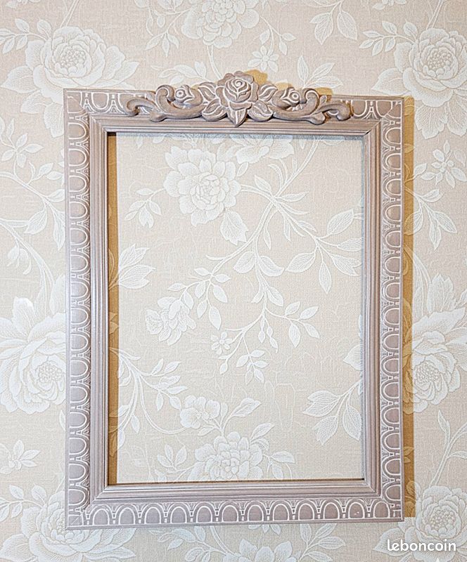 GRAND ET BEAU CADRE ANCIEN DECOR DE ROSES