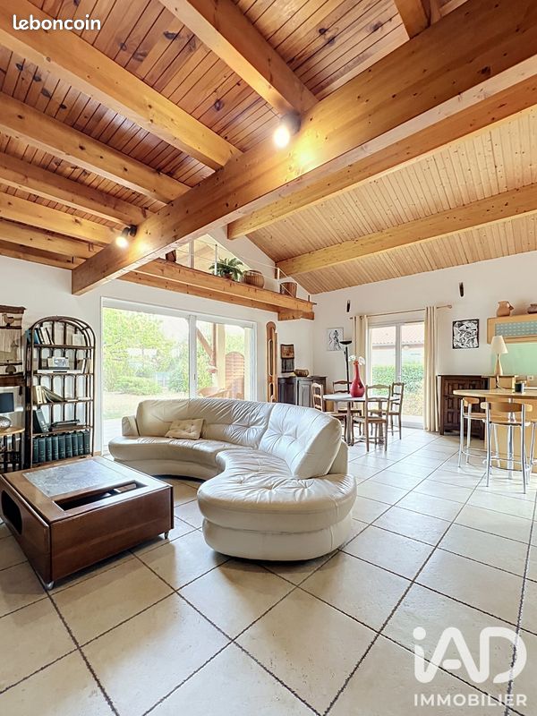 Maison 4 pièces 133 m² · à Longages · 133 m² · 277 000 €