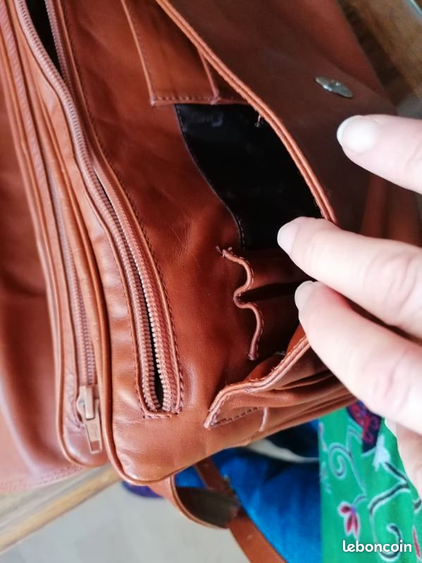 Sac à Main Bandoulière ENNY En Cuir Vintage Marron - Authentique - Occasion