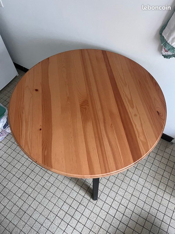 Table ronde bois (image 2)
