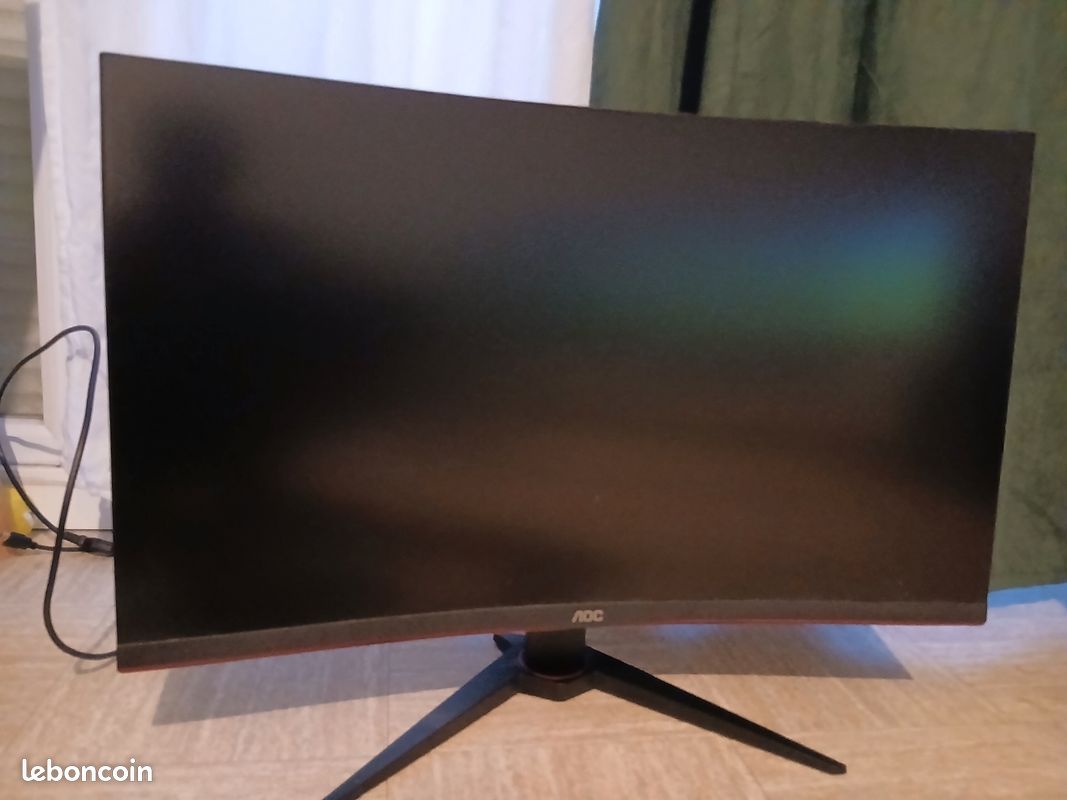 Écran gamer AOC C32G2ZE 32" incurvé 240Hz FreeSync — 2025 (image 2)