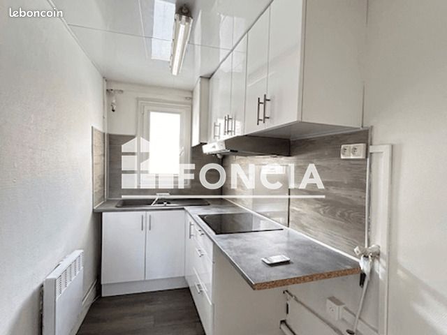 Appartement 1 pièce(s) 24 m²à louer Longjumeau