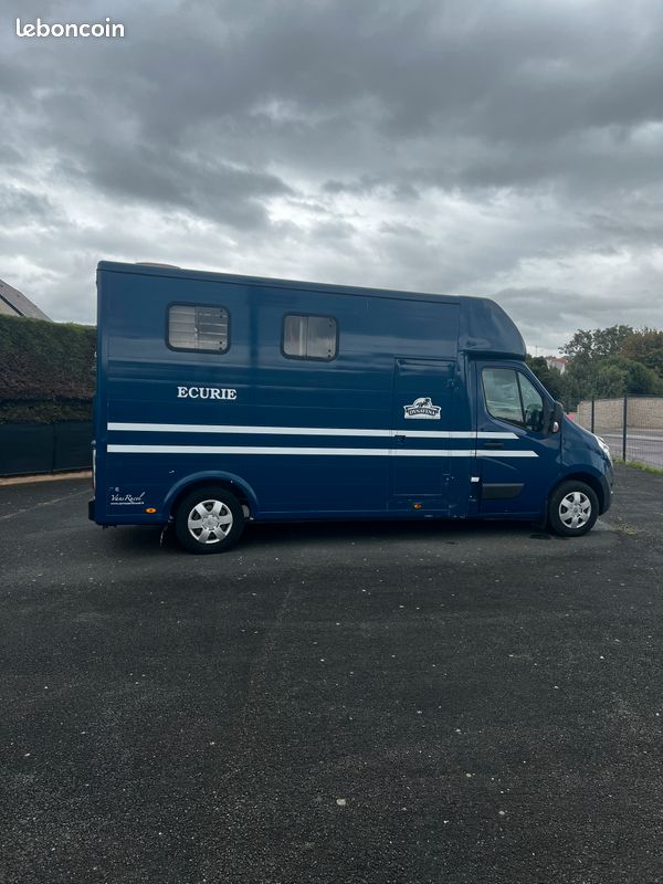 Renault master camion chevaux dci 150cv Utilitaires - Main Image