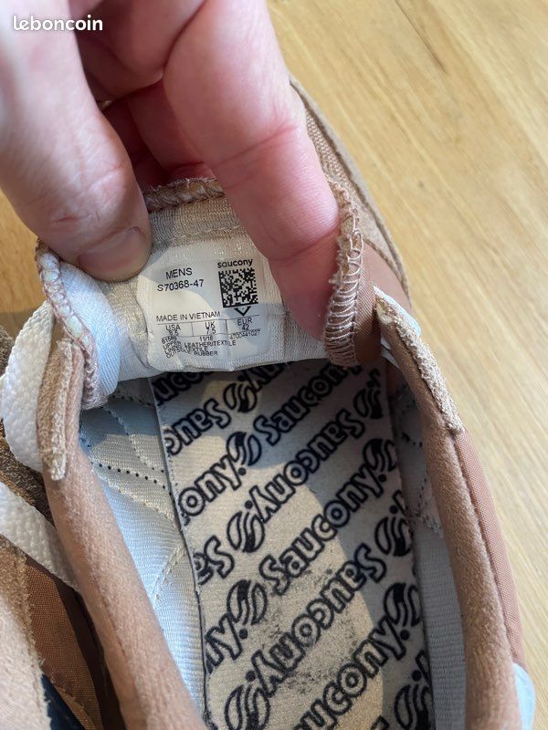 Saucony chaussure bronze taille 42 très bon état (image 3)